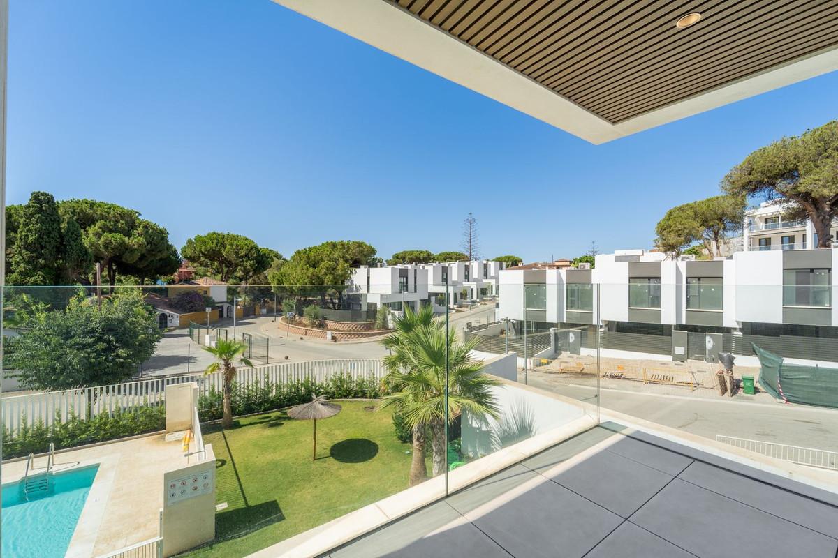 Apartment Middle Floor in Elviria
