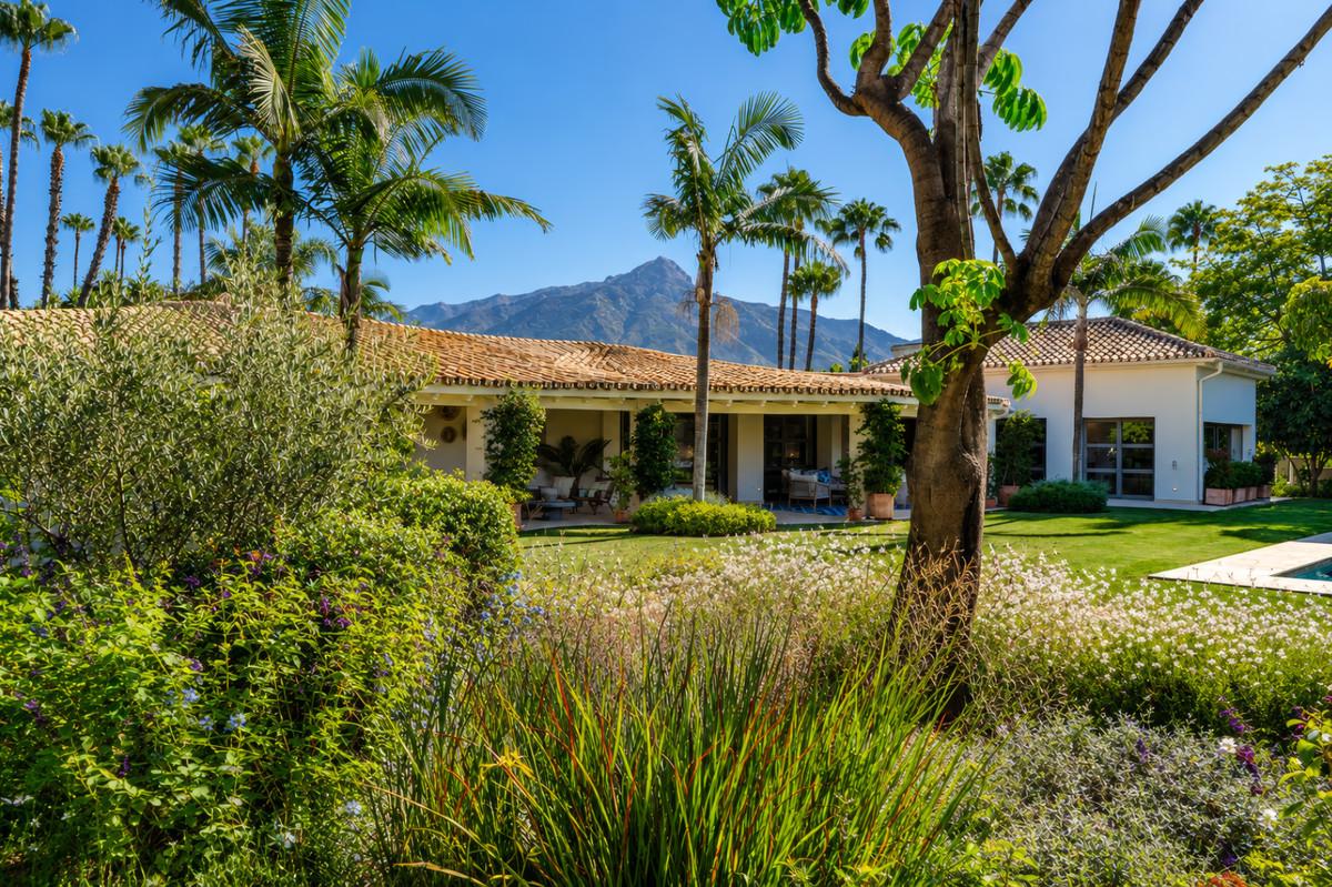 Villa Detached in Nueva Andaluc&iacute;a