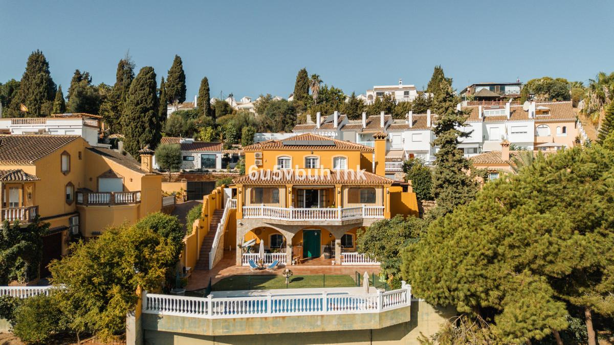 Villa Detached in El Coto