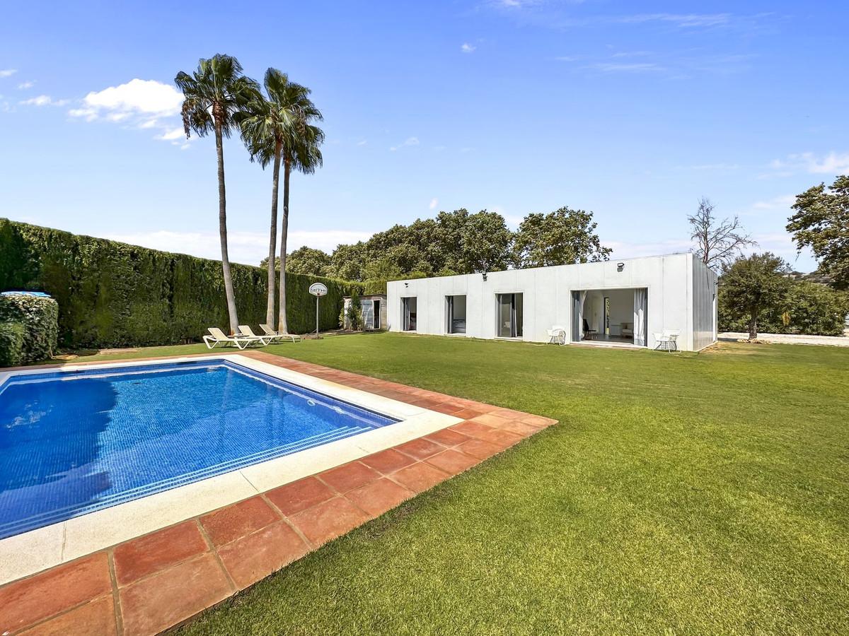 Villa Detached in San Mart&iacute;n de Tesorillo