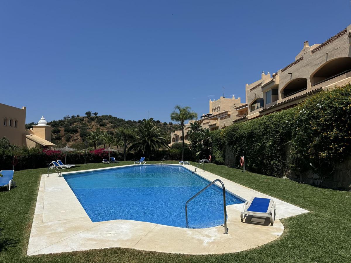 Apartment Middle Floor in Elviria