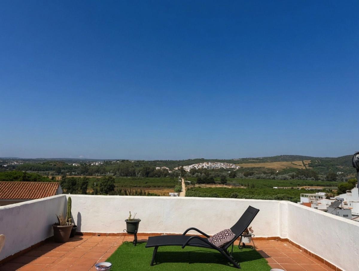 Villa Detached in San Enrique
