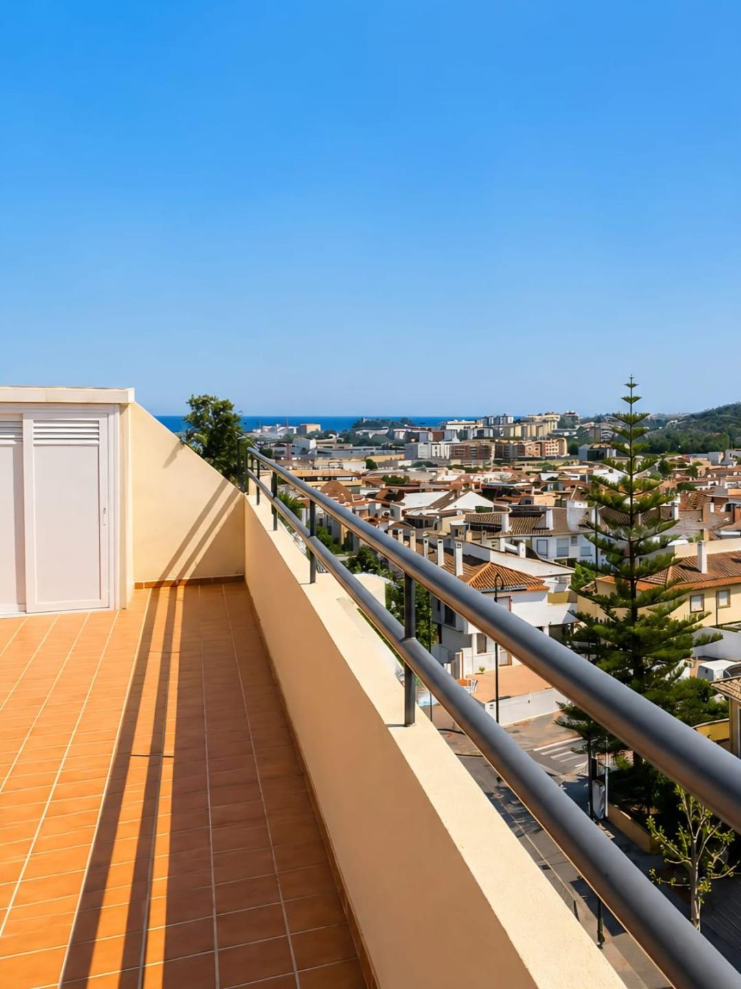 Apartment Penthouse in Mijas