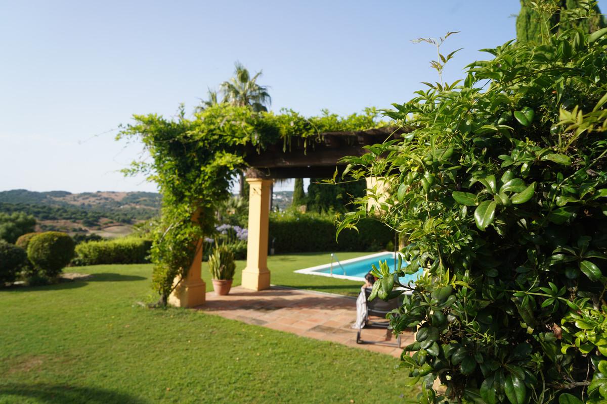 Townhouse Terraced in Sotogrande Alto