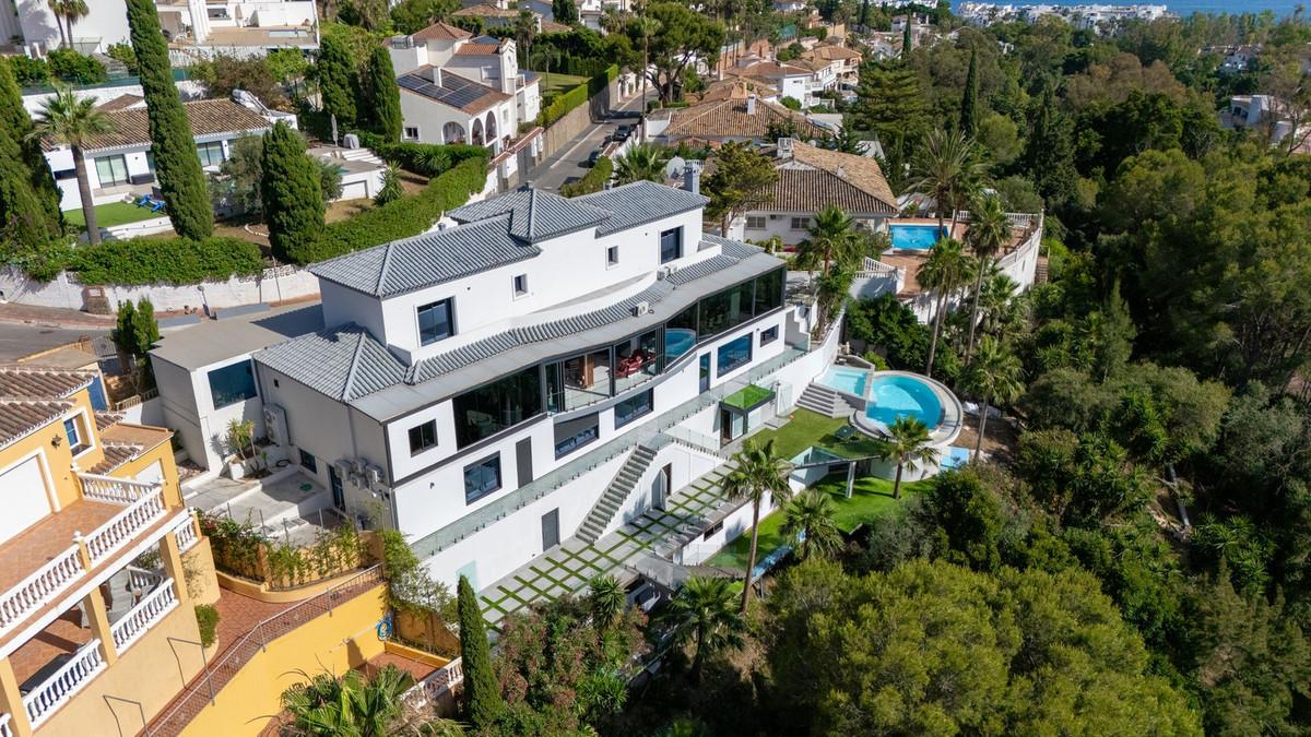 Villa Detached in Torrequebrada