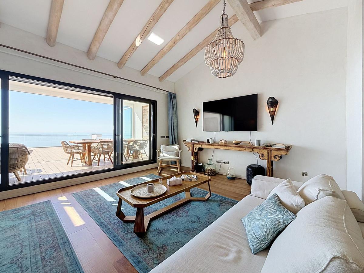 Apartment Penthouse Duplex in La Alcaidesa