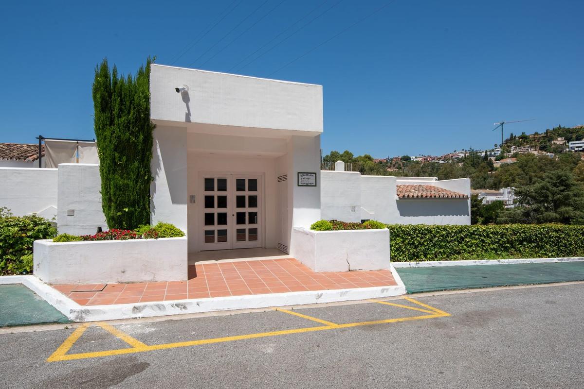 Apartment Penthouse in Benahav&iacute;s