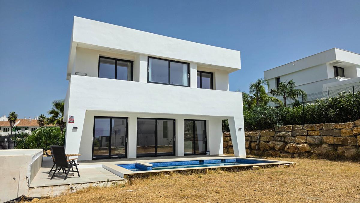 Villa Detached in La Duquesa