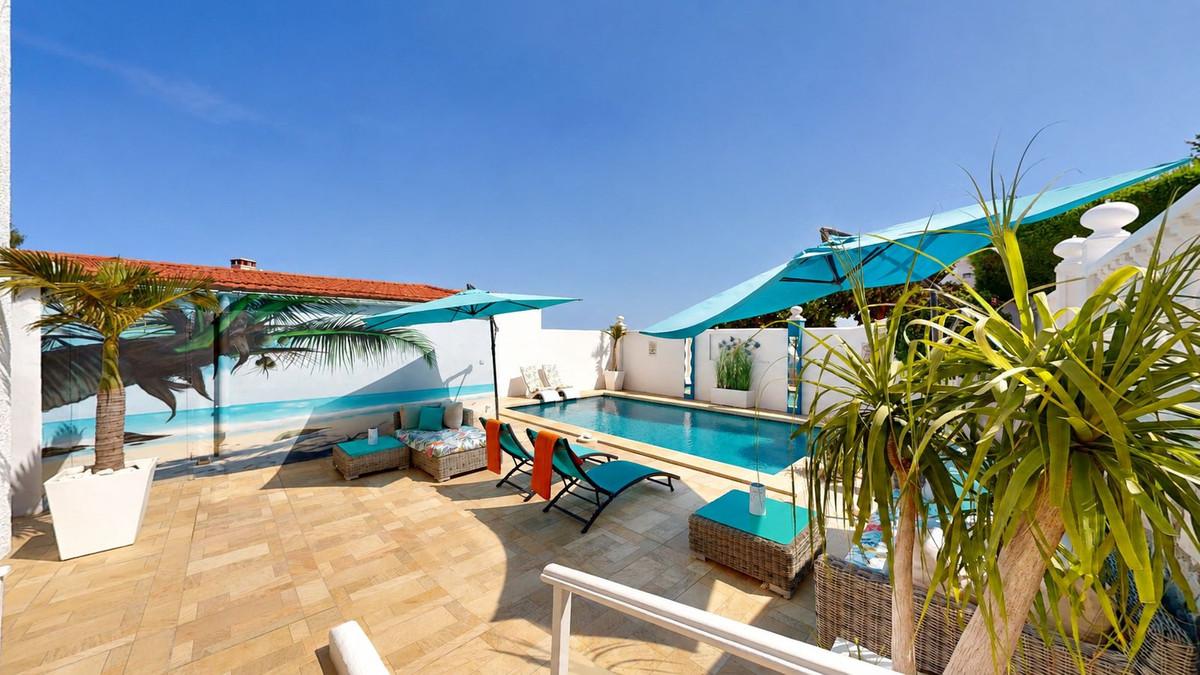 Villa Detached in Benalmadena