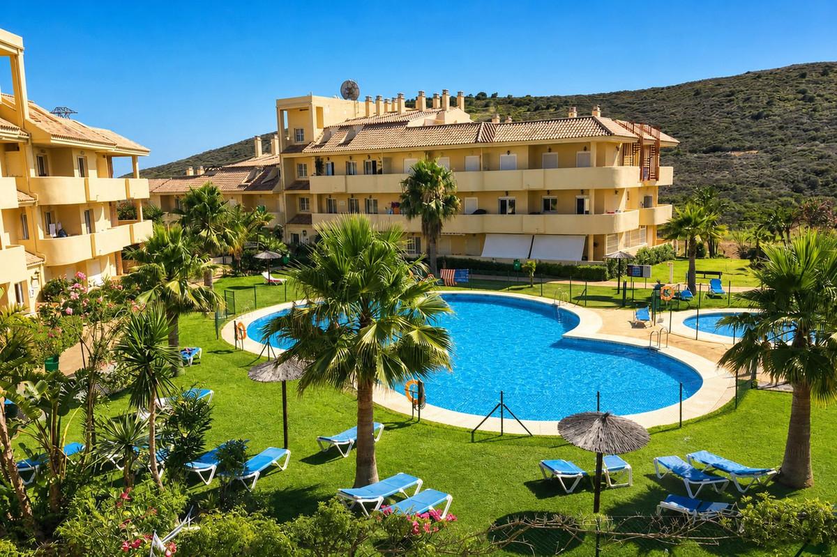 Apartment Middle Floor in La Duquesa