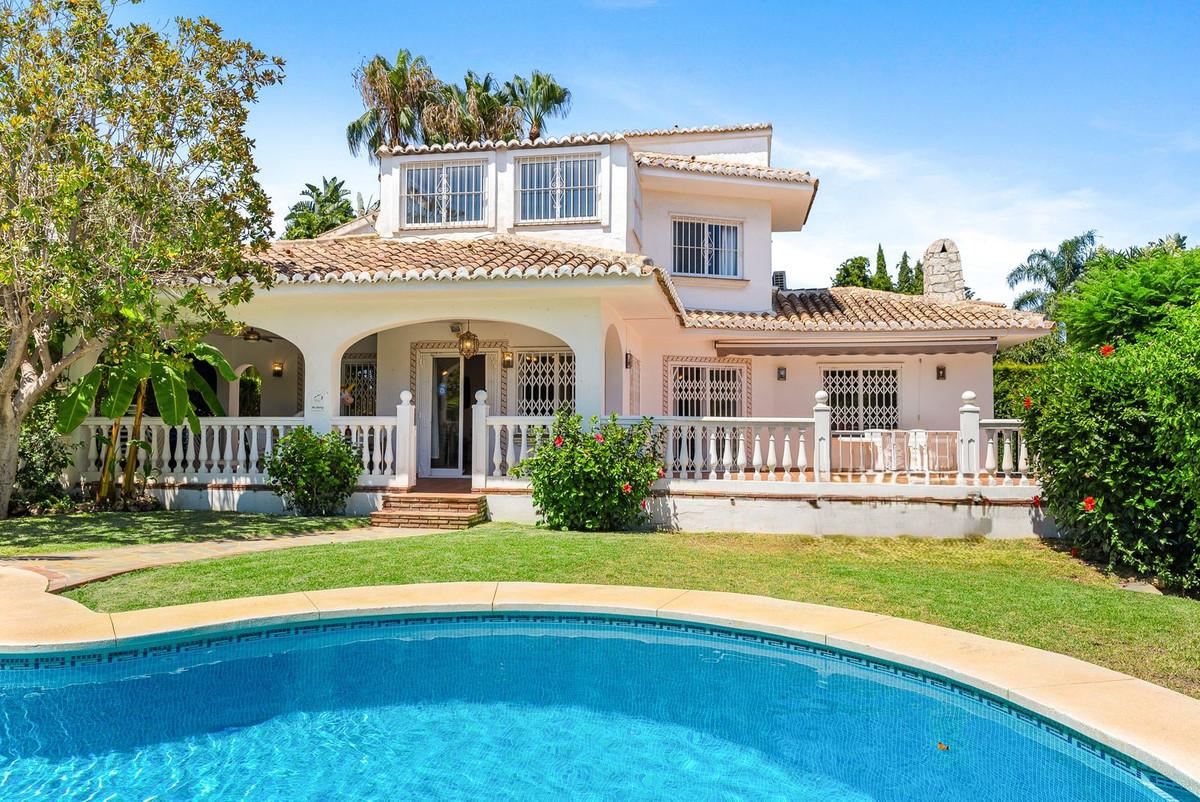 Villa Detached in Calahonda