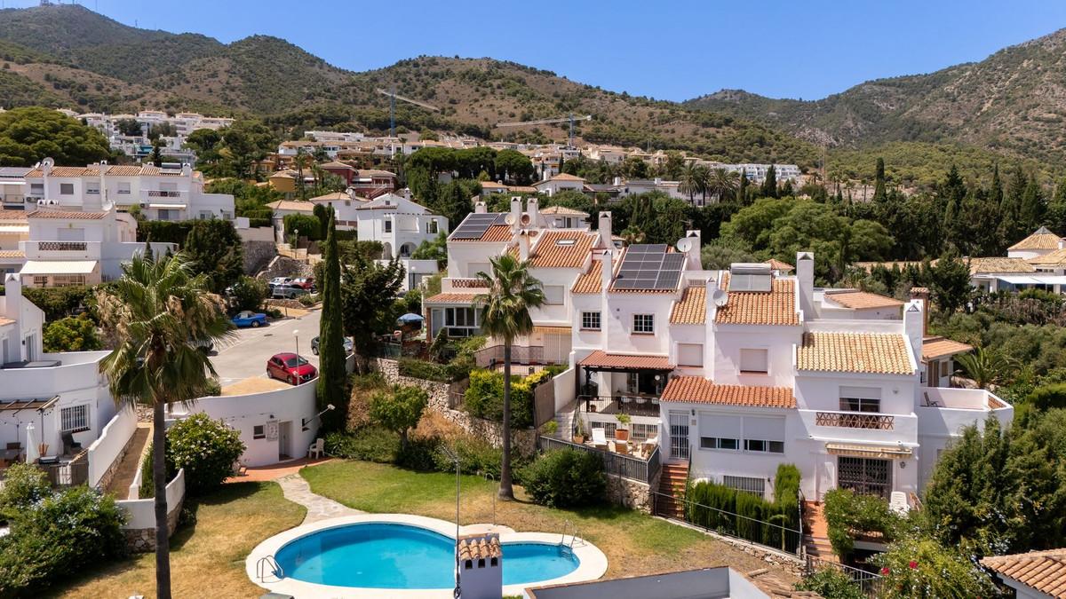 Townhouse Terraced in Benalmadena Pueblo