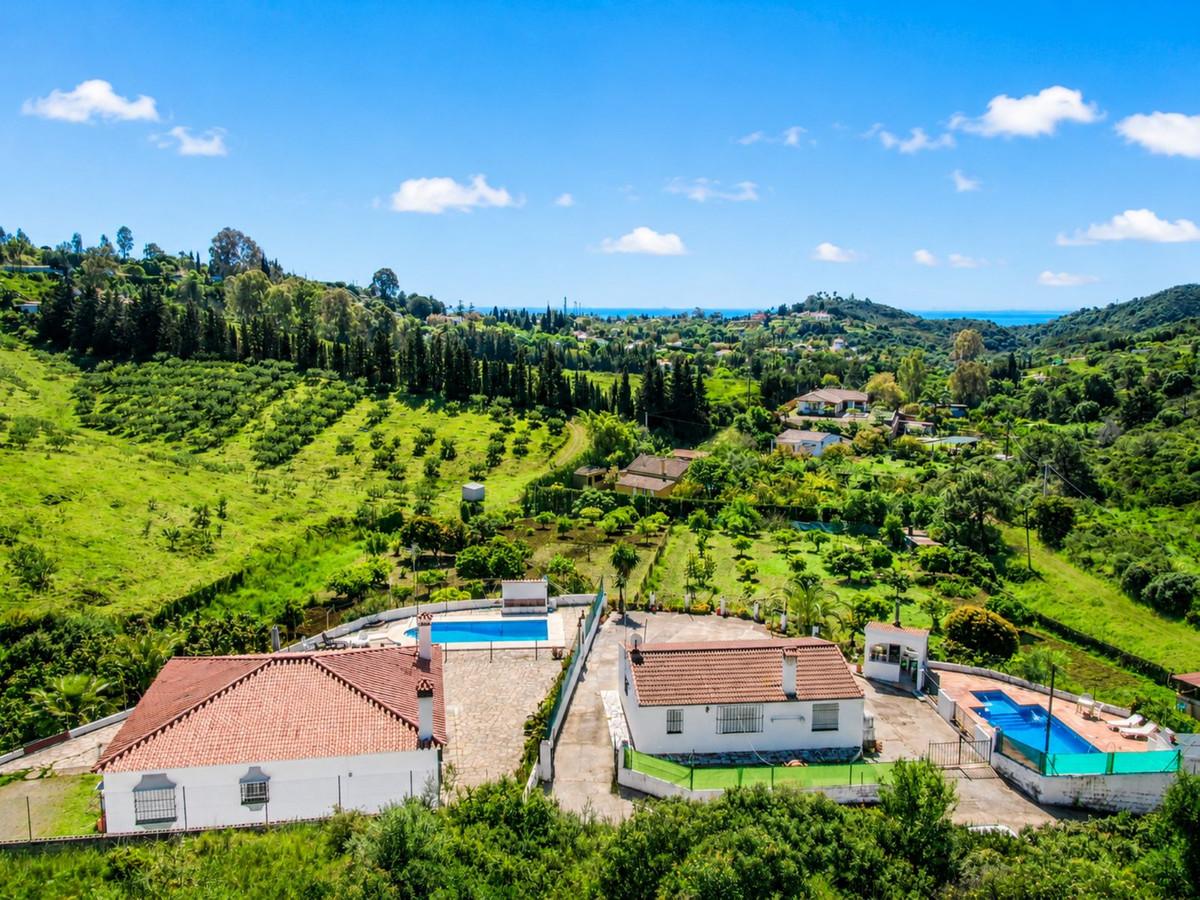 Villa Finca in Estepona