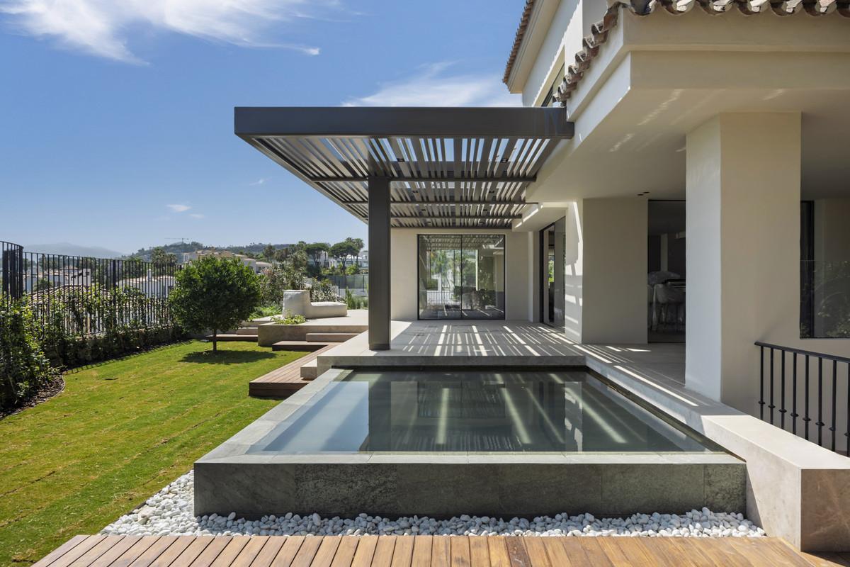 Villa Detached in Nueva Andaluc&iacute;a