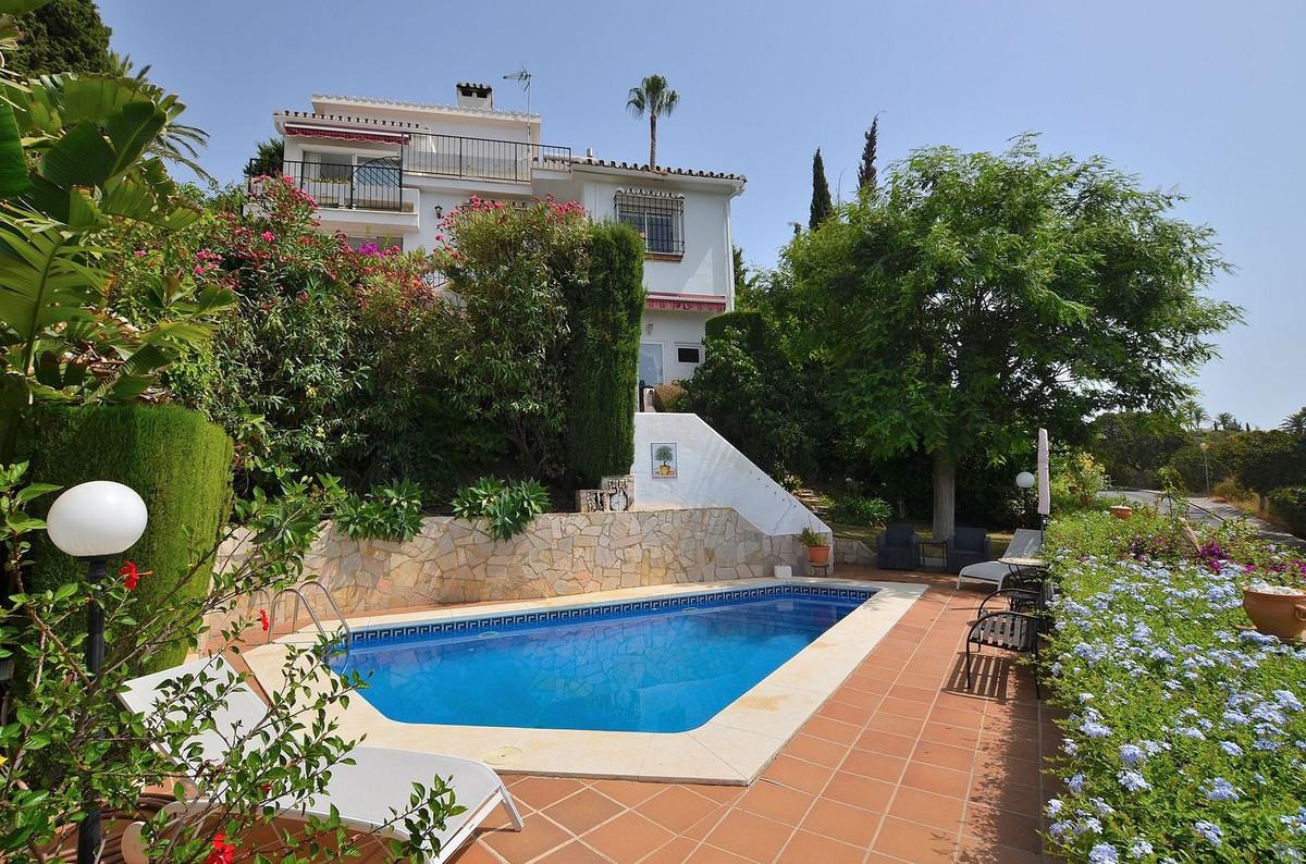 Villa Detached in Benalmadena Costa
