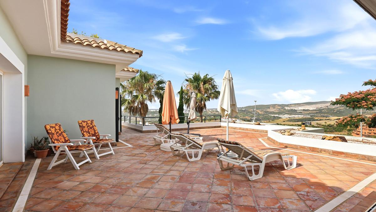Apartment Middle Floor in Do&ntilde;a Julia