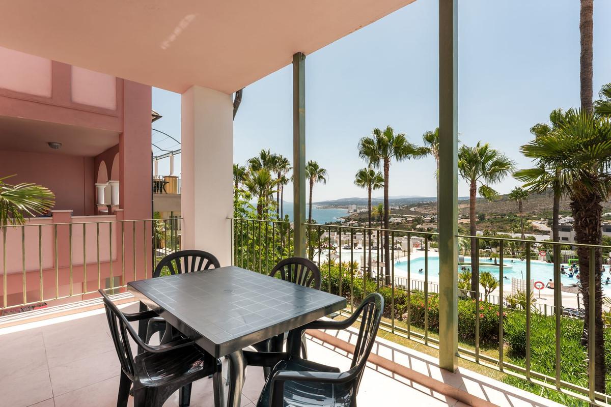 Apartment Middle Floor in Manilva