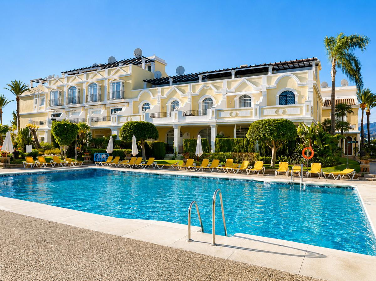 Apartment Penthouse in Nueva Andaluc&iacute;a