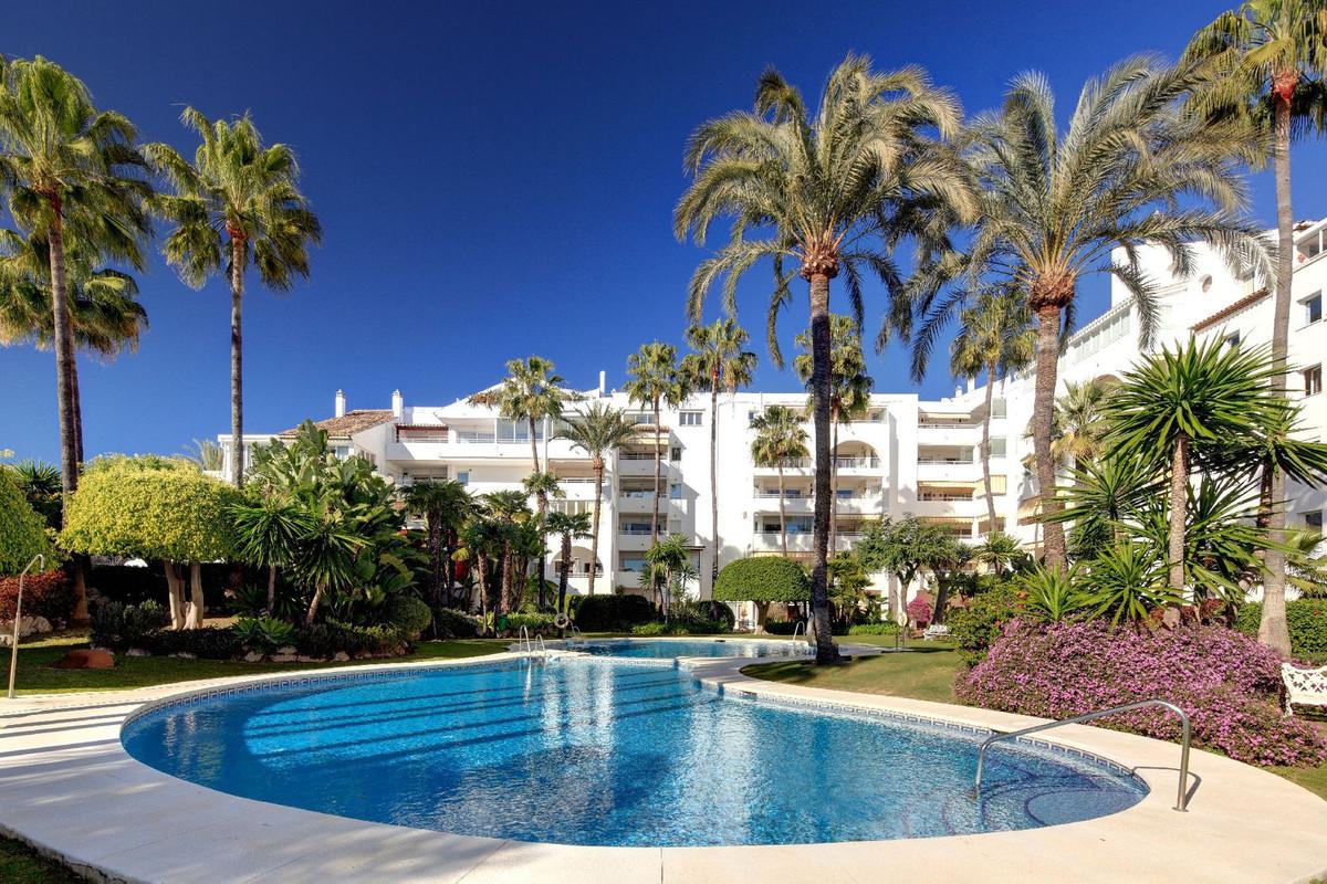Apartment Middle Floor in Atalaya