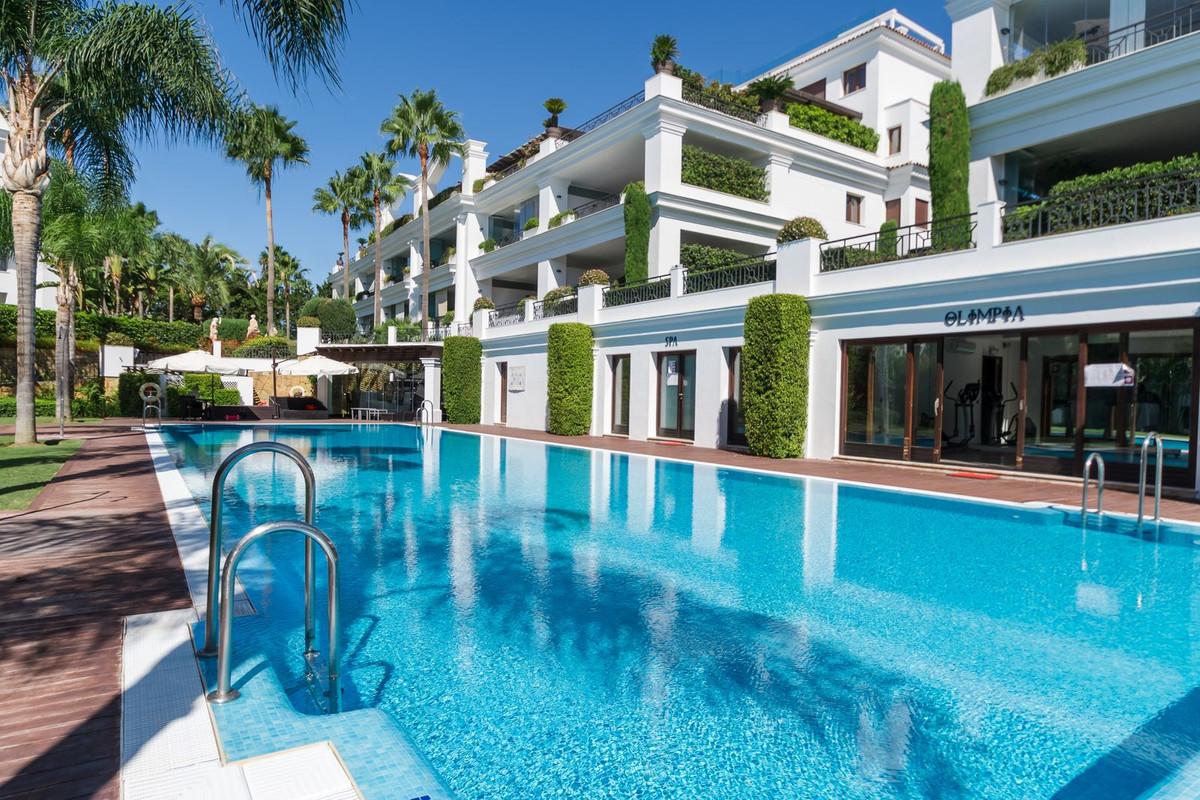 Apartment Ground Floor in Estepona