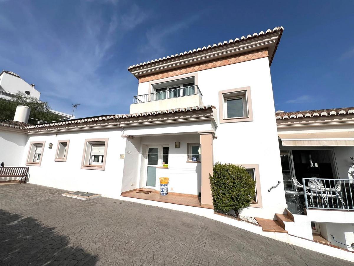 Villa Detached in Sierrezuela