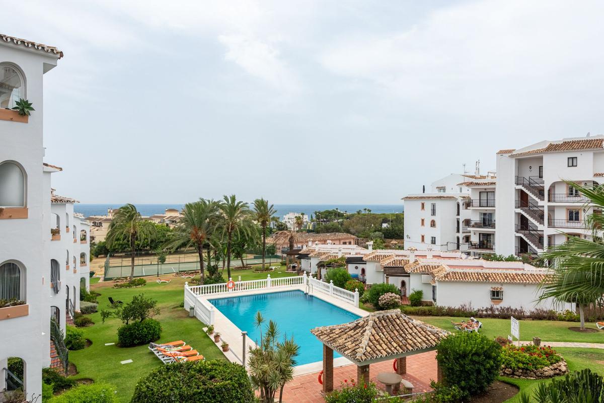 Apartment Middle Floor in Riviera del Sol