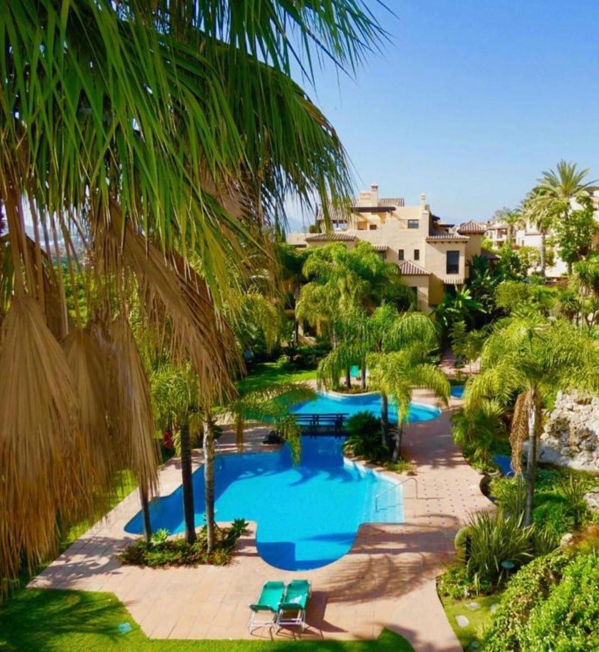 Apartment Penthouse Duplex in Estepona