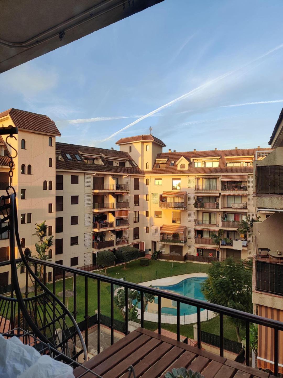 Apartment Middle Floor in Manilva