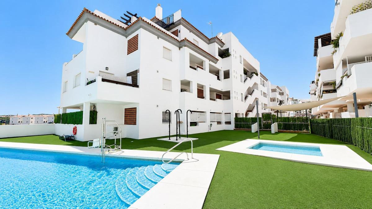 Apartment Middle Floor in Manilva