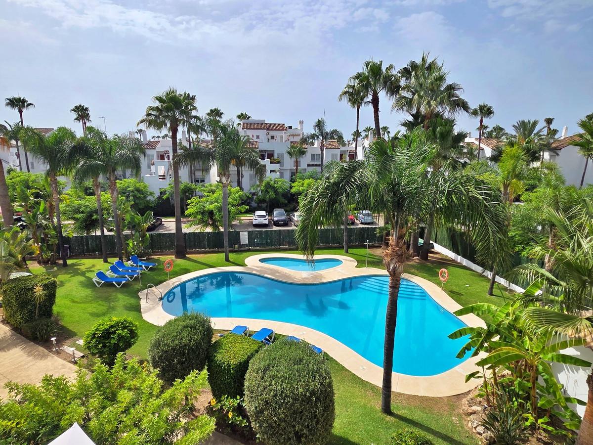 Apartment Middle Floor in Costalita