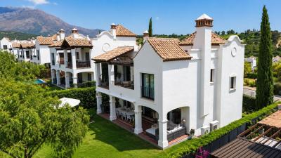 R5447479, Villa Detached in Estepona