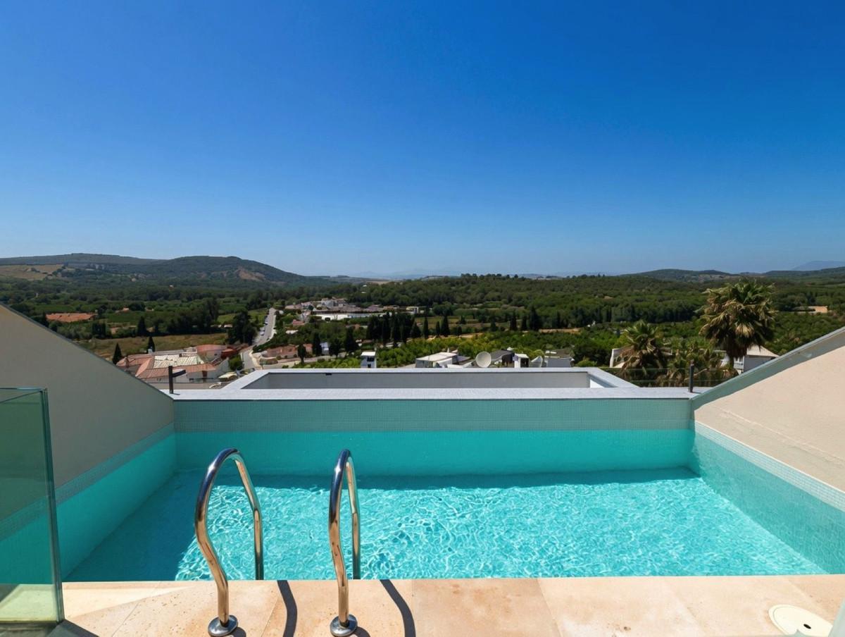 Townhouse Semi Detached in San Enrique