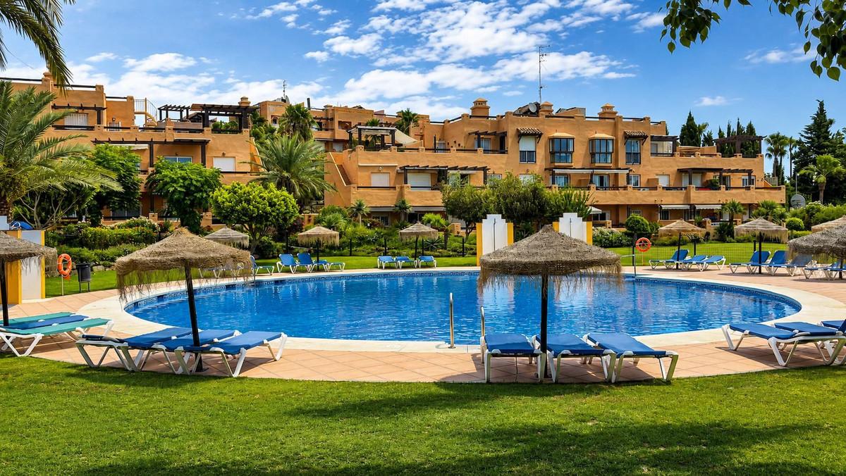 Apartment Penthouse in Casares Playa