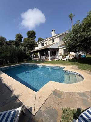 R5448772, Villa Detached in Calahonda
