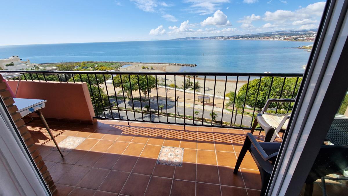Apartment Middle Floor in Estepona