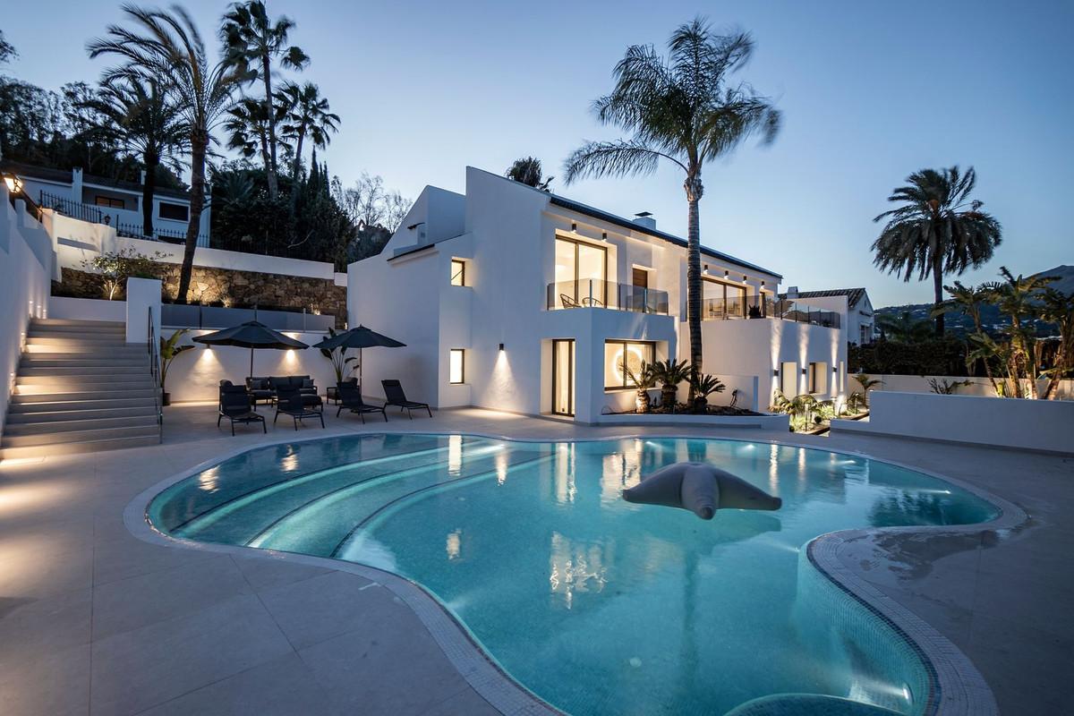 Villa Detached in Nueva Andaluc&iacute;a