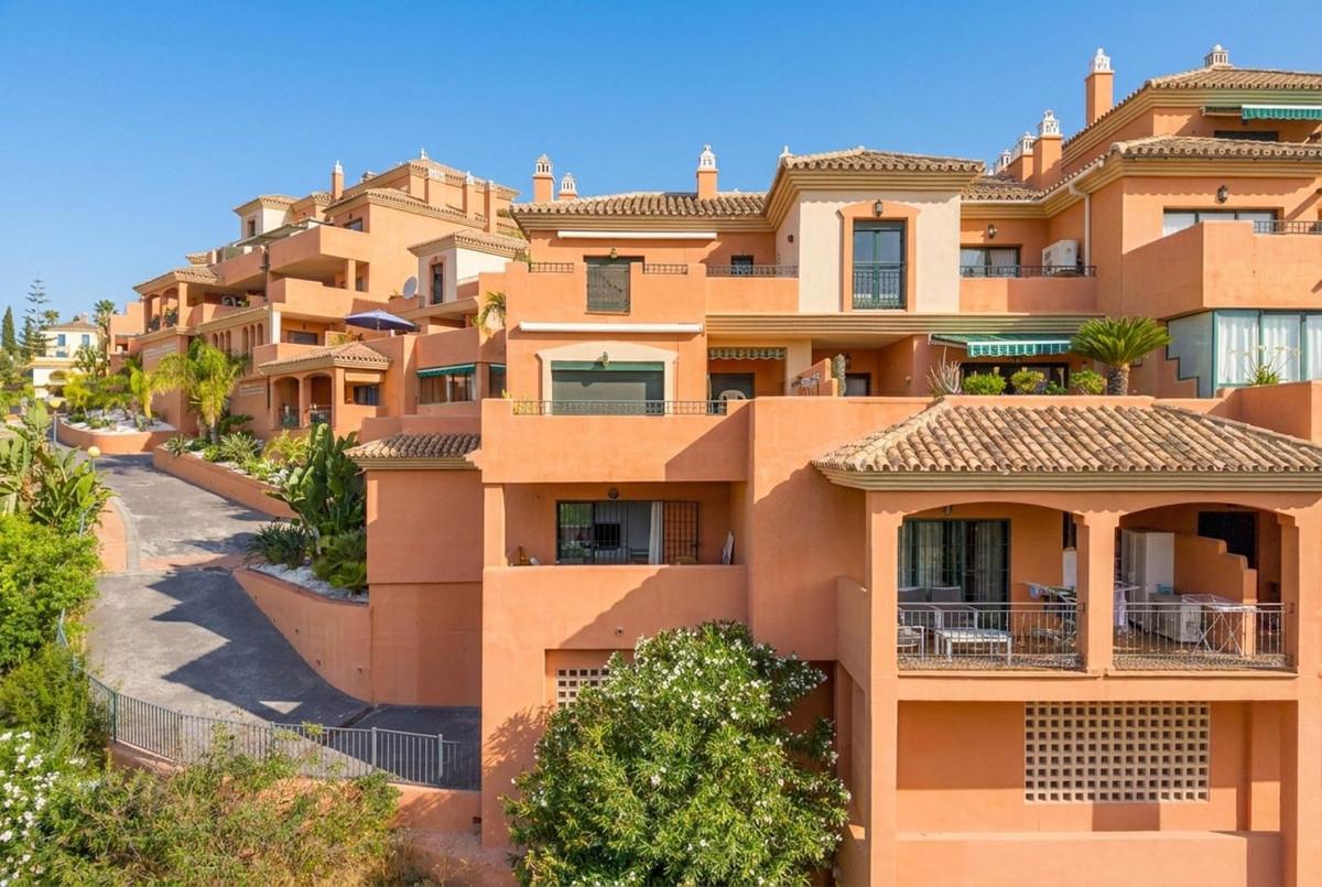 Apartment Ground Floor in Elviria