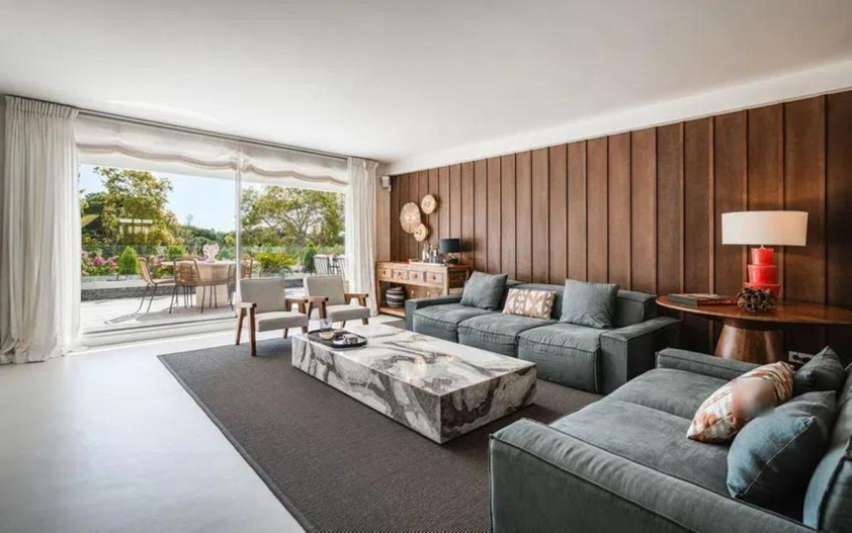 Apartment Middle Floor in The Golden Mile