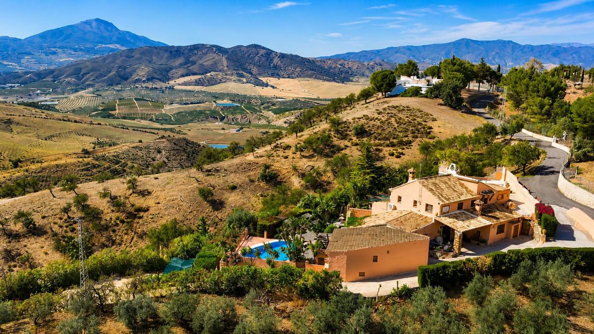Villa Finca in C&aacute;rtama