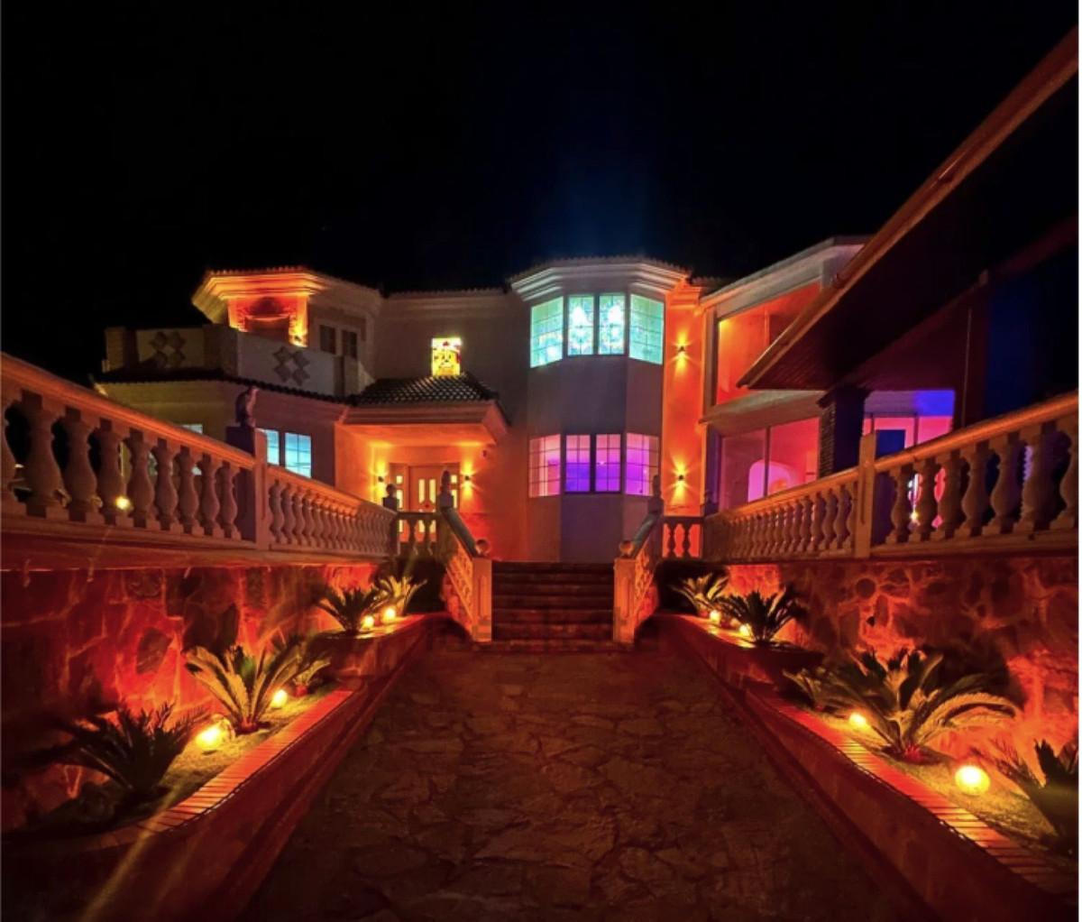 Villa Detached in Estepona