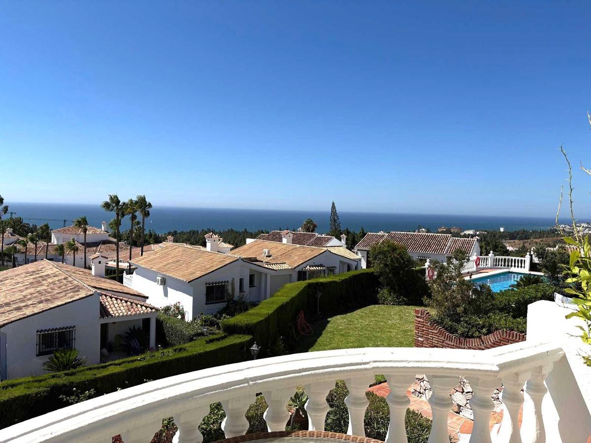 Apartment Penthouse in El Chaparral