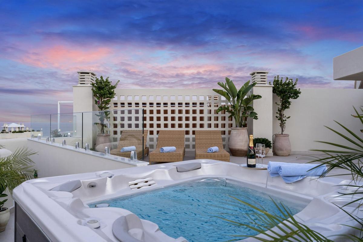 Apartment Penthouse in Benalmadena Costa