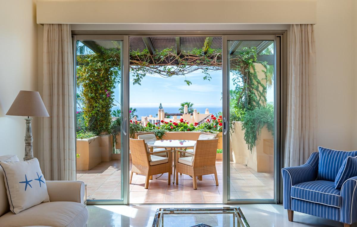 Apartment Penthouse in The Golden Mile