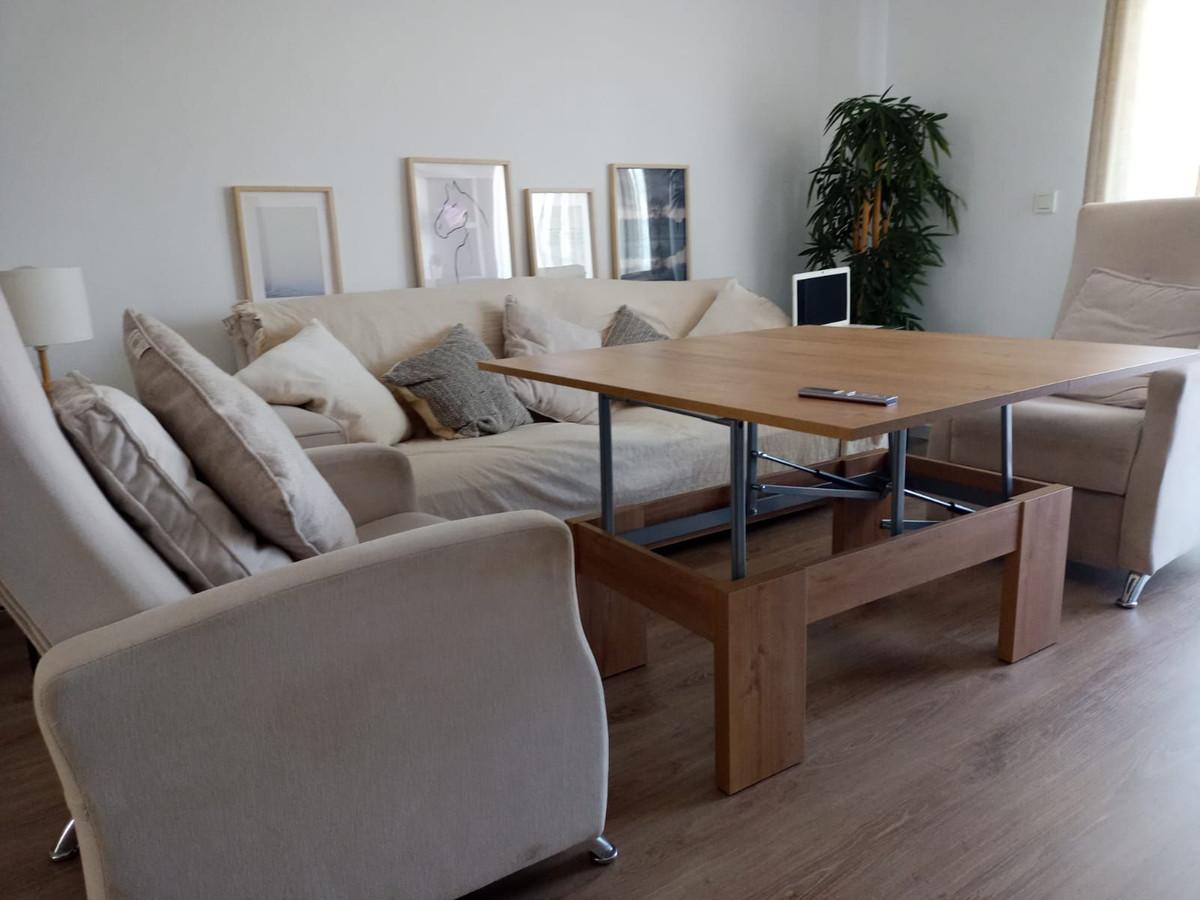 Apartment Middle Floor in Estepona