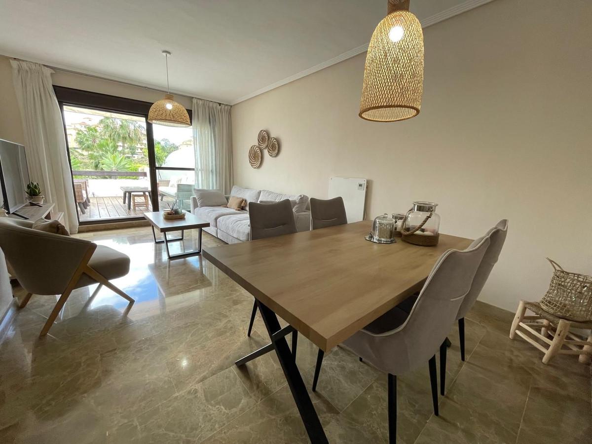 Apartment Middle Floor in Estepona