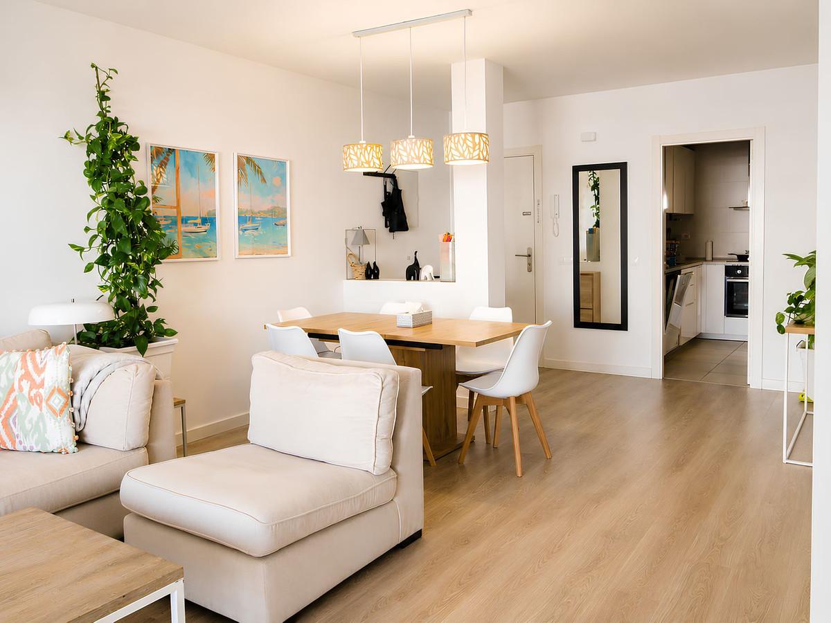 Apartment Middle Floor in La Campana