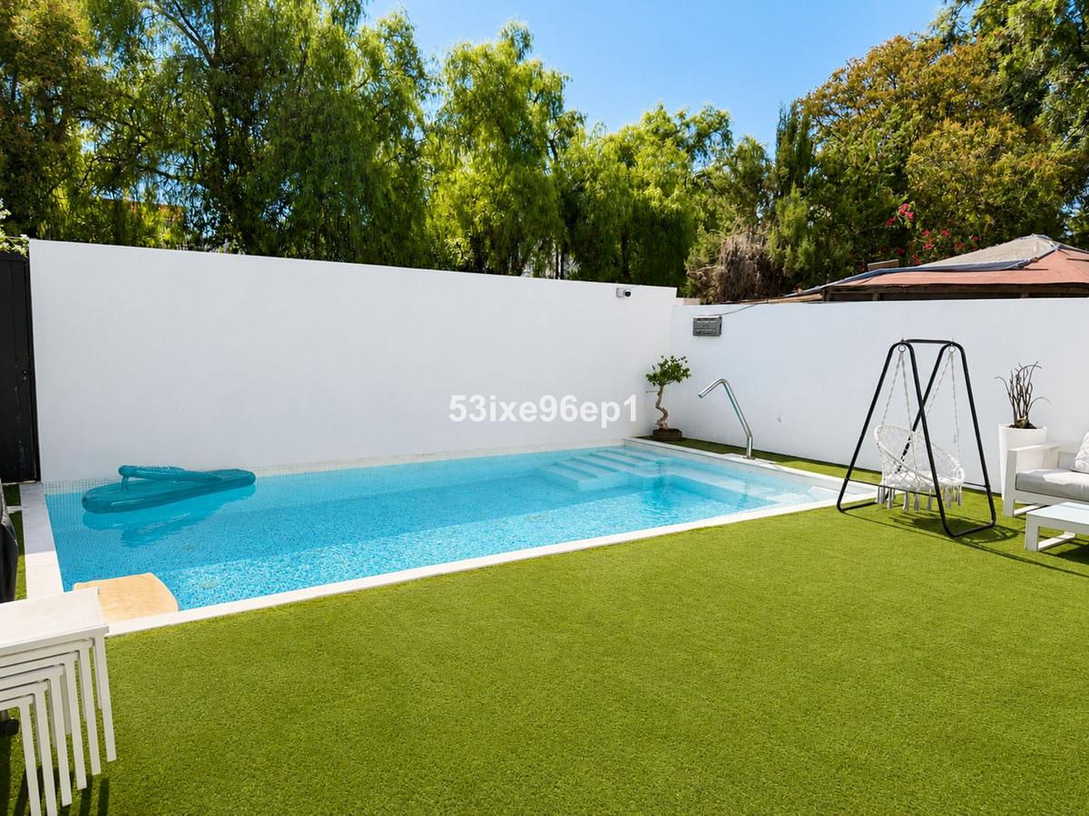 Villa Semi Detached in Nueva Andaluc&iacute;a