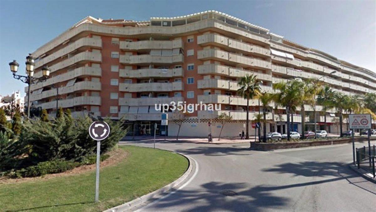 Apartment Middle Floor in Estepona