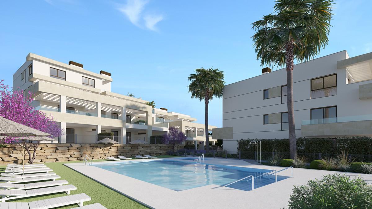 Apartment Middle Floor Apartment in Estepona