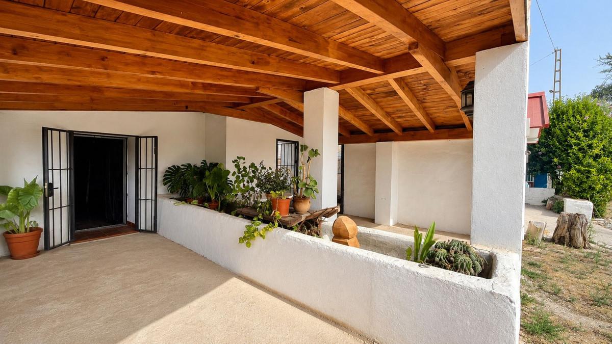 Villa Finca in Co&iacute;n